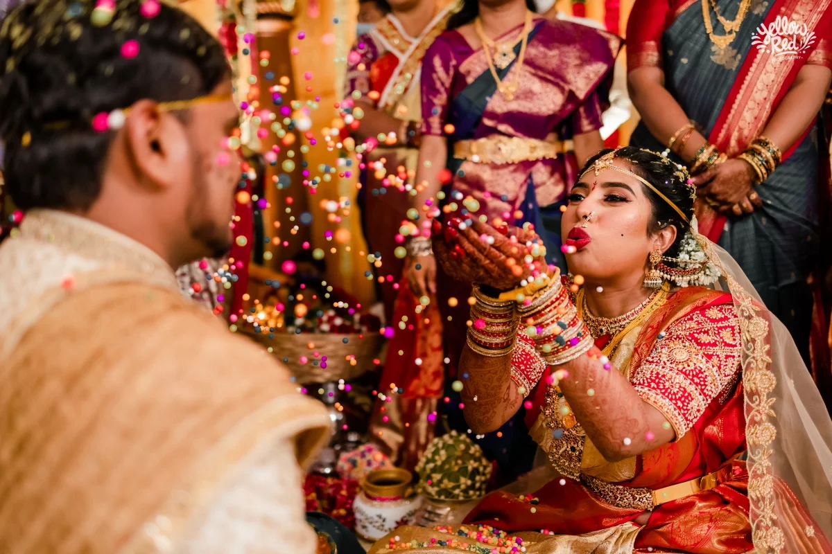 Candid Telugu Wedding photographers Hyderabad - Yellowred Photography - Yaswanth and Sugandhini Telugu Wedding